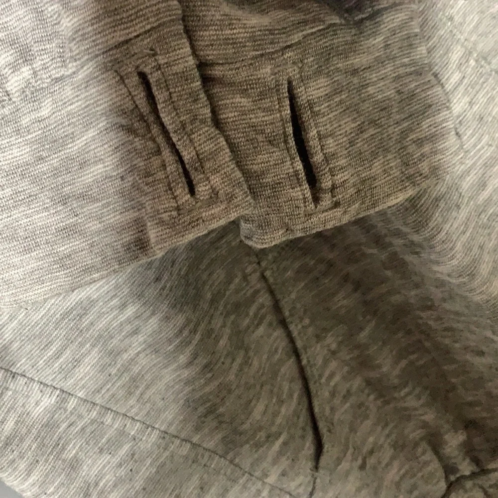 LUCY‎ Gray sweatshirt size Small
